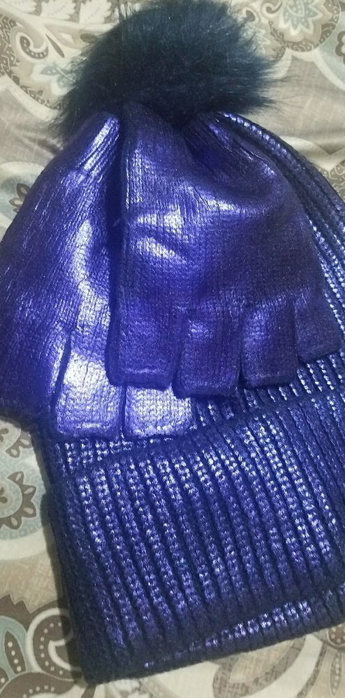 Hat and gloves brand new